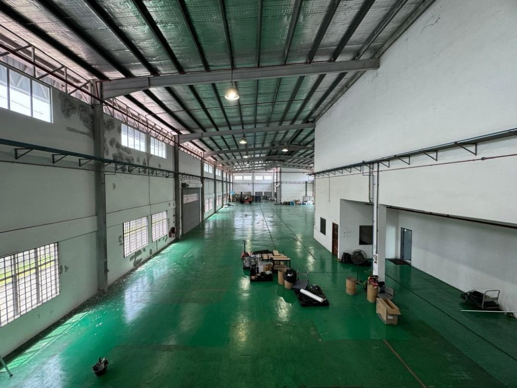 Johor Factory Malaysia Industry WhatsApp-Image-2024-10-29-at-16.14.22-3-1060x795 Johor Desa Cemerlang Freehold Medium Industrial Factory For Sale (PTR 311)  